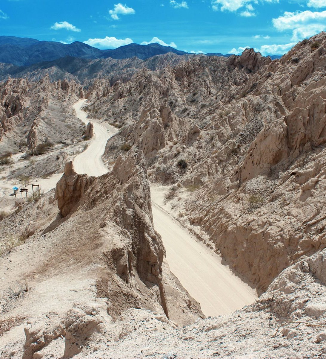 rondreis Argentinië, Molinos, Quebrada de las Flechas kronkelweg