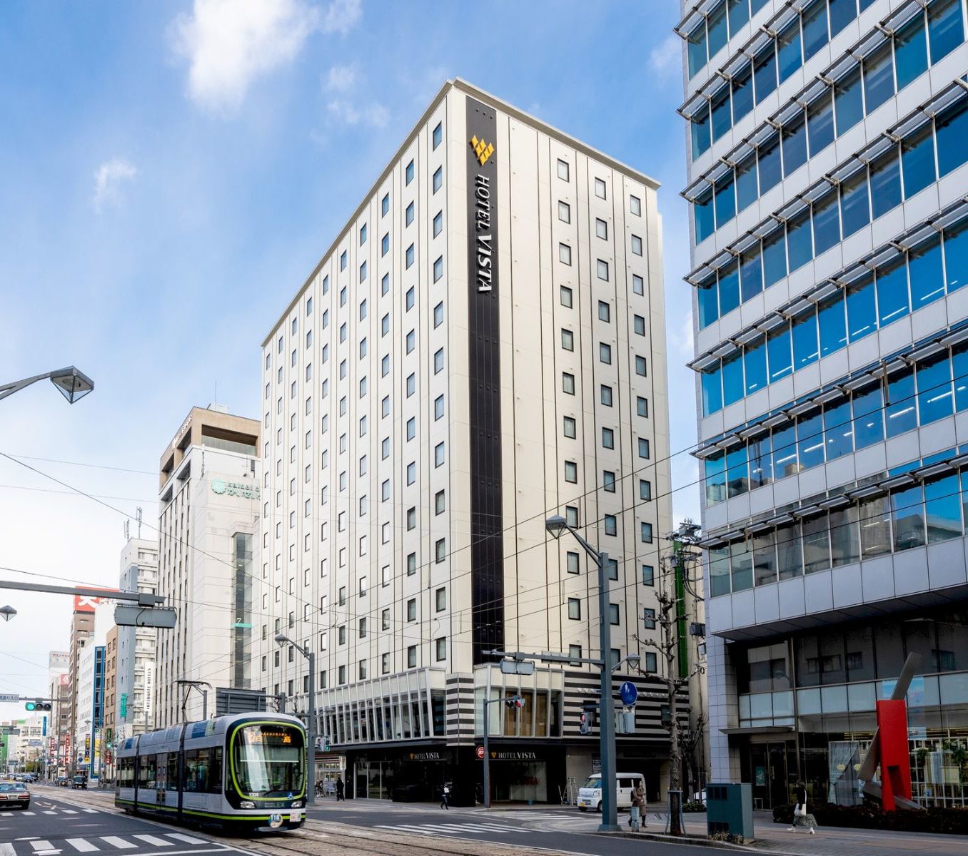 Rondreis Japan, Hiroschima, Hotel Vista Hiroschima Buitenkant