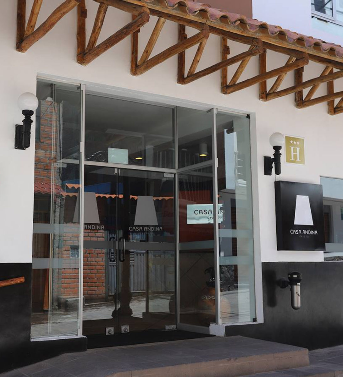 Rondreis Peru, Puno, Casa Adina Standaard – buitenaanzicht Rondreis Peru, Puno, Casa Adina Standaard - buitenaanzicht