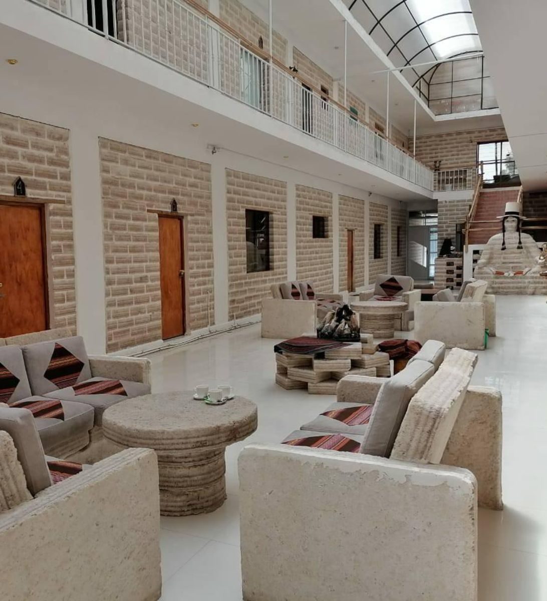 rondreis Bolivia, Uyuni, Hotel Casa de Sal, lounge