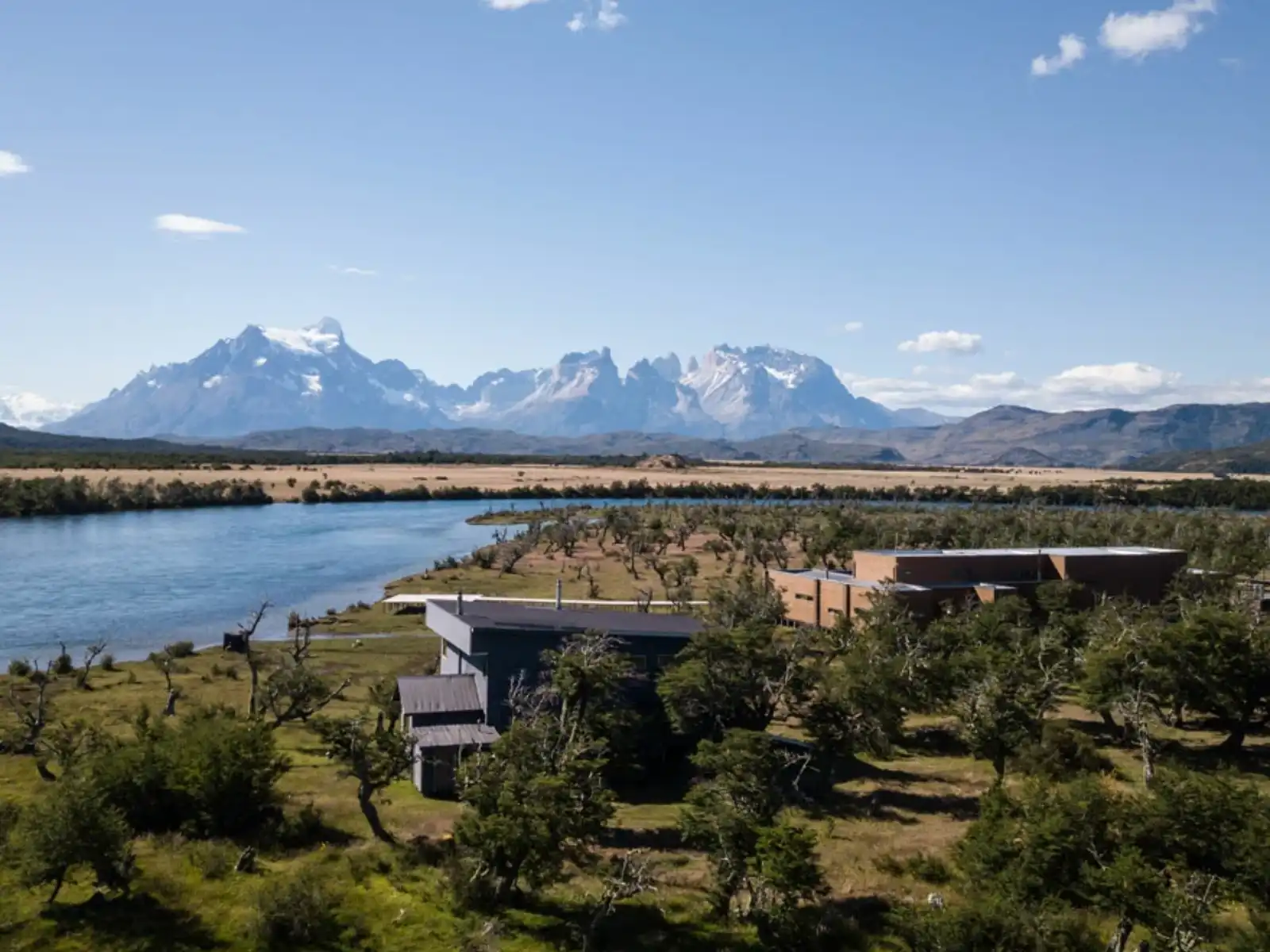 ondreis chili, torres del paine, pampa lodge buitenaanzicht