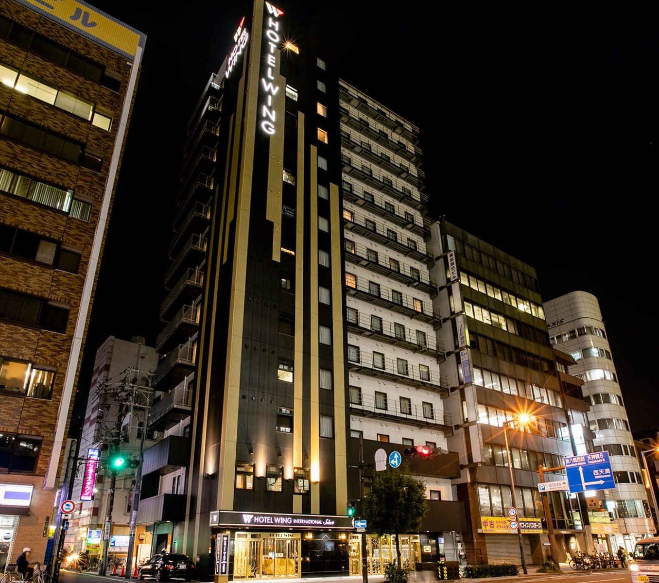 rondreis japan, Osaka, Hotel Wing International Select Osaka Umeda, buitenaanzicht