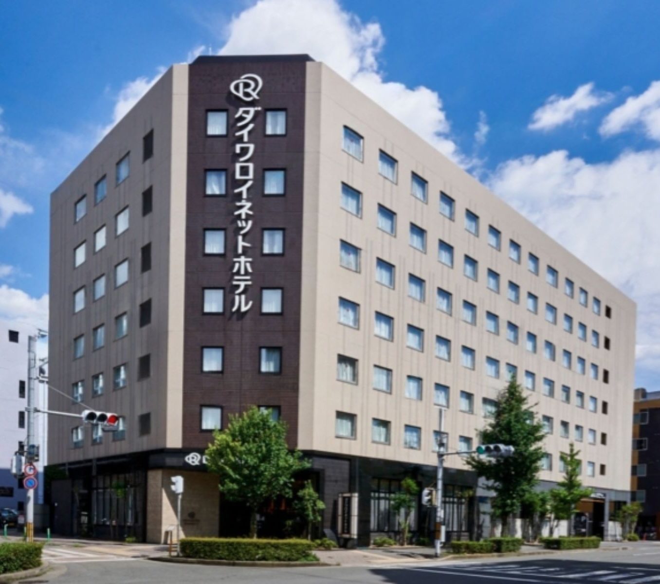 rondreis japan, kyoto, daiwa roynet hotel kyoto-hachijoguchi buitenaanzicht