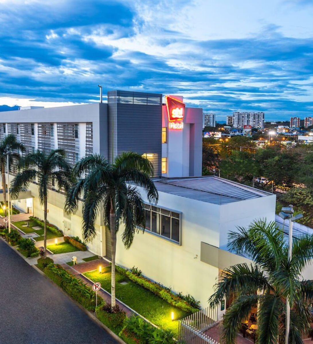 Rondreis Colombia, Neiva, GHL Neiva, buitenaanzicht Rondreis Colombia, Neiva, GHL Neiva, buitenaanzicht