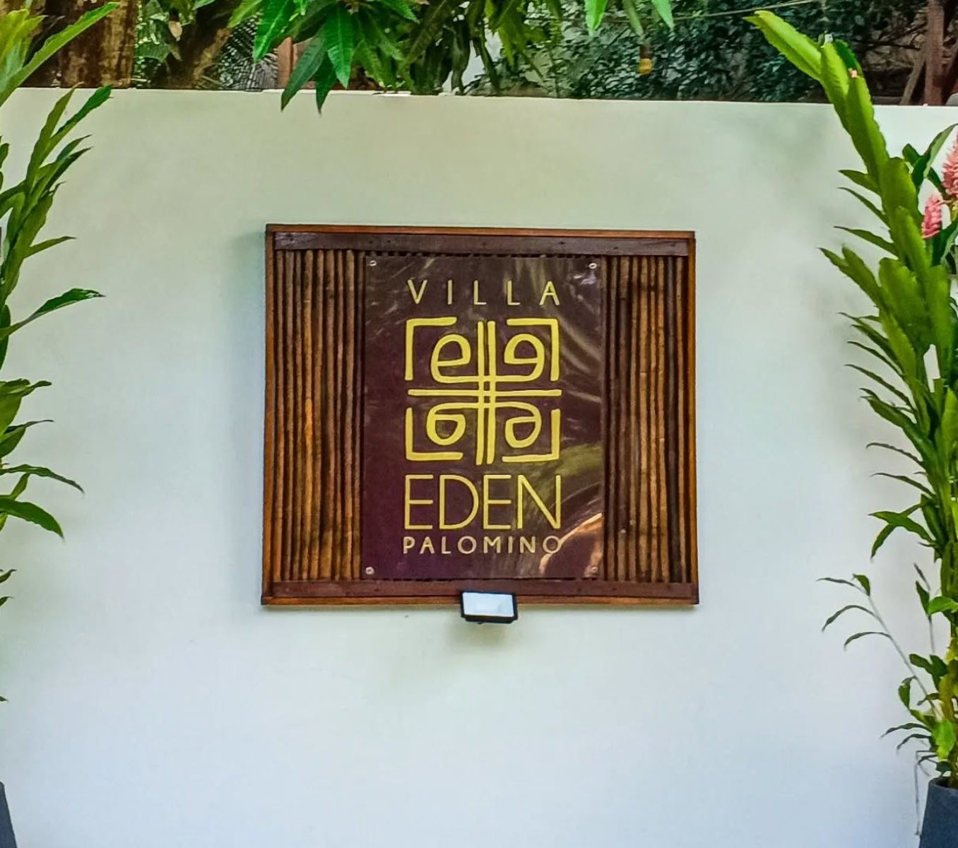 Rondreis Colombia, Palomino, Villa Eden buitenaanzicht