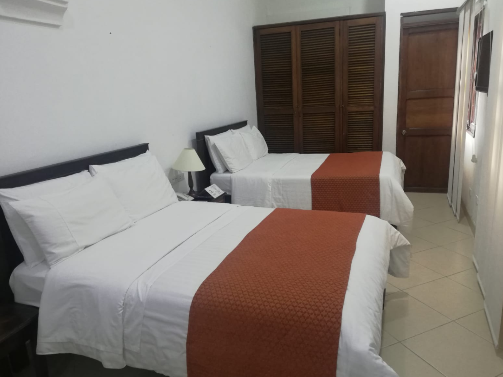 Rondreis Colombia, Popayan, hotel la Plazuea twinkamer
