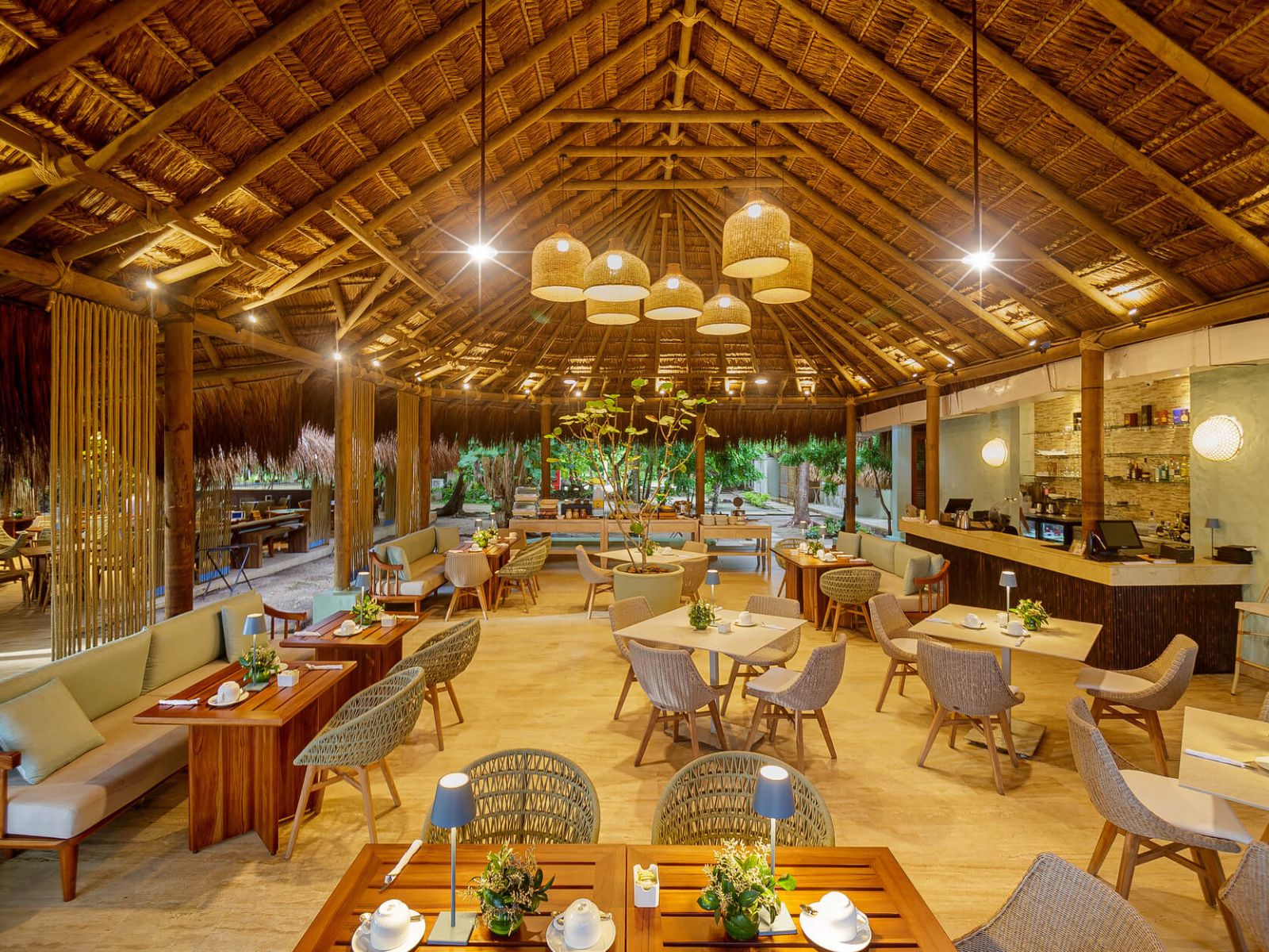 Rondreis Colombia, Rosario Islands, San Pedro de Majaqua - eetzaal