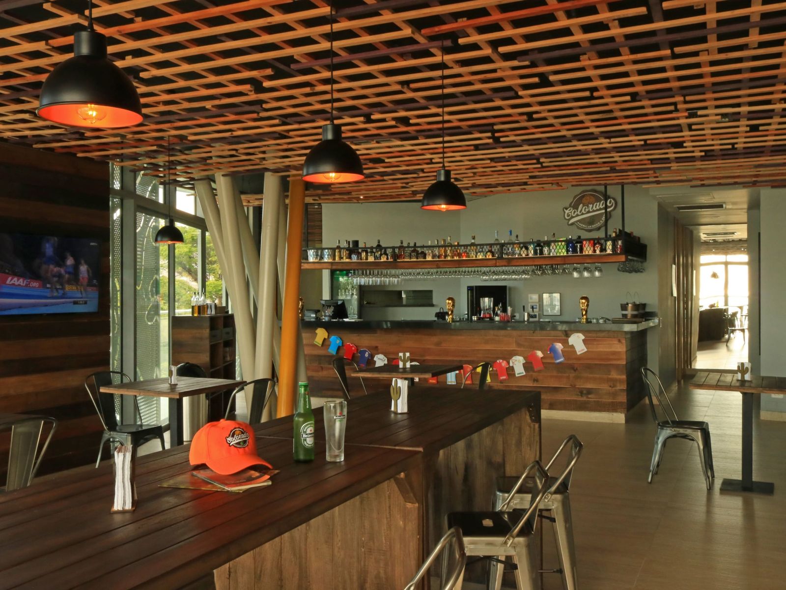 Rondreis Colombia, Santa Marta, Bonita Bay - bar