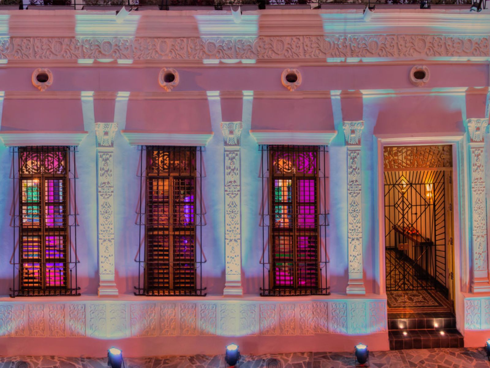 Rondreis Colombia, Santa Marta, Casa de Leda - buitenaanzicht