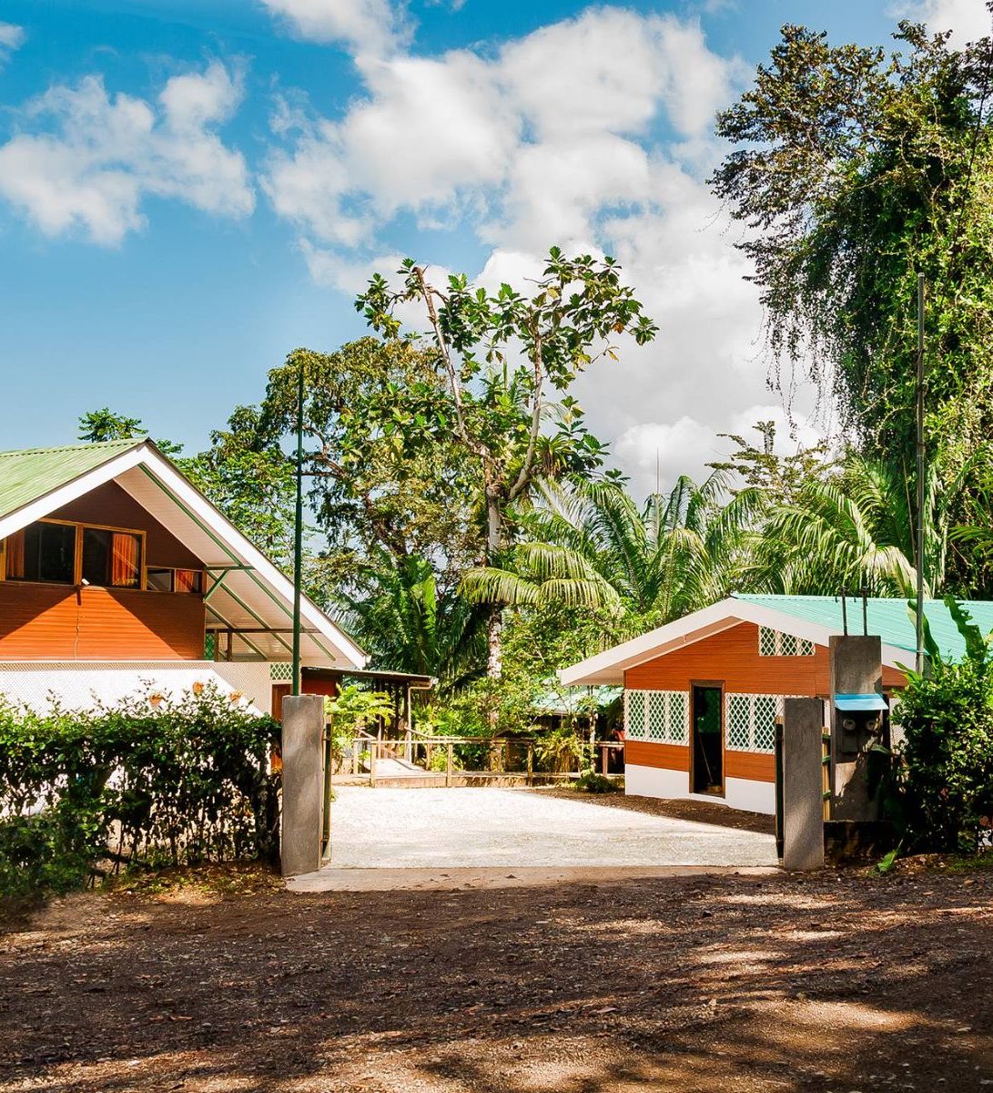 Rondreis Costa Rica, Drake Bay, Corcovado, Pirate Cove, buitenaanzicht
