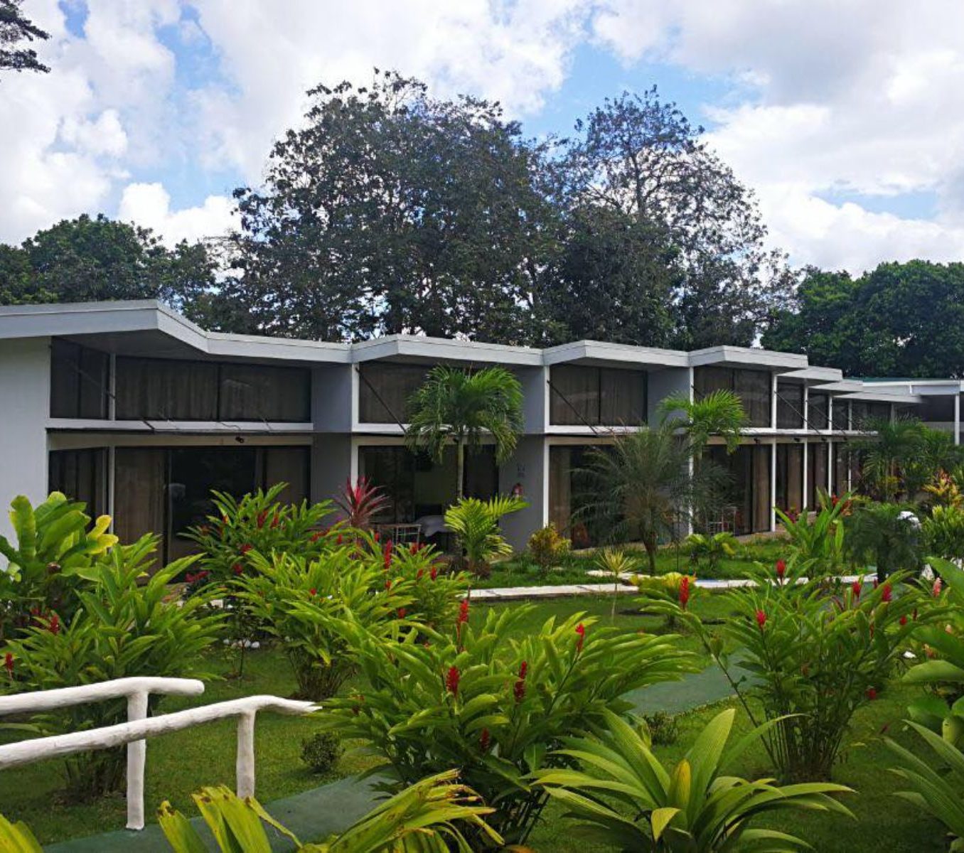 Rondreis Costa Rica, La Fortuna, Hotel Secreto, buitenaanzicht