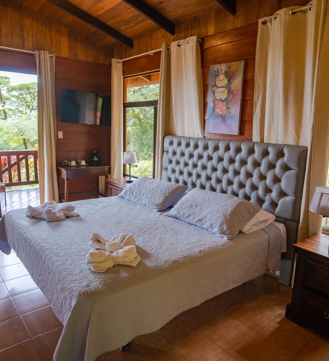 Rondreis Cuba, Bijagua, Heliconias Rainforest Lodge, tweepersoonskamer