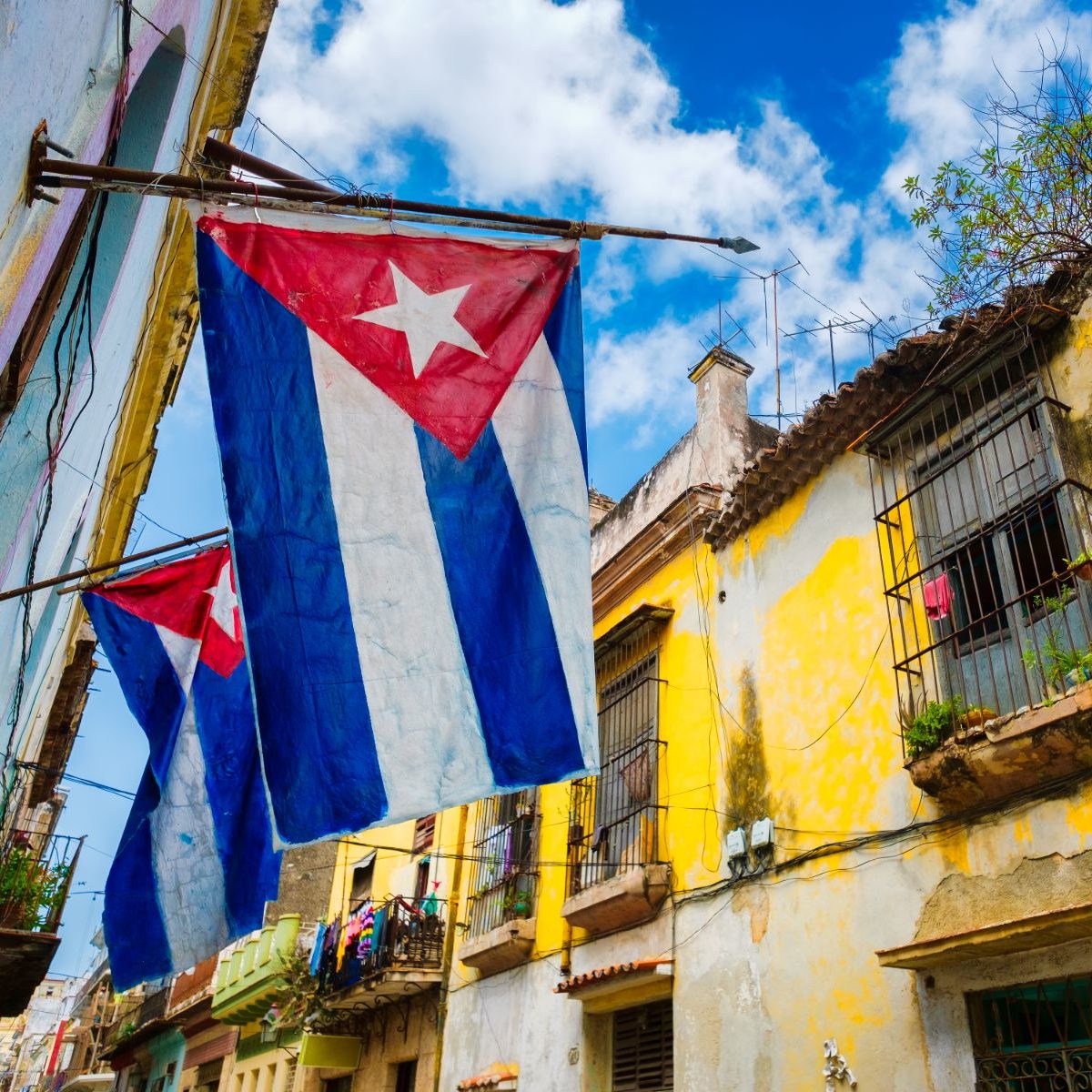 Rondreis Cuba, Havana, vlaggen
