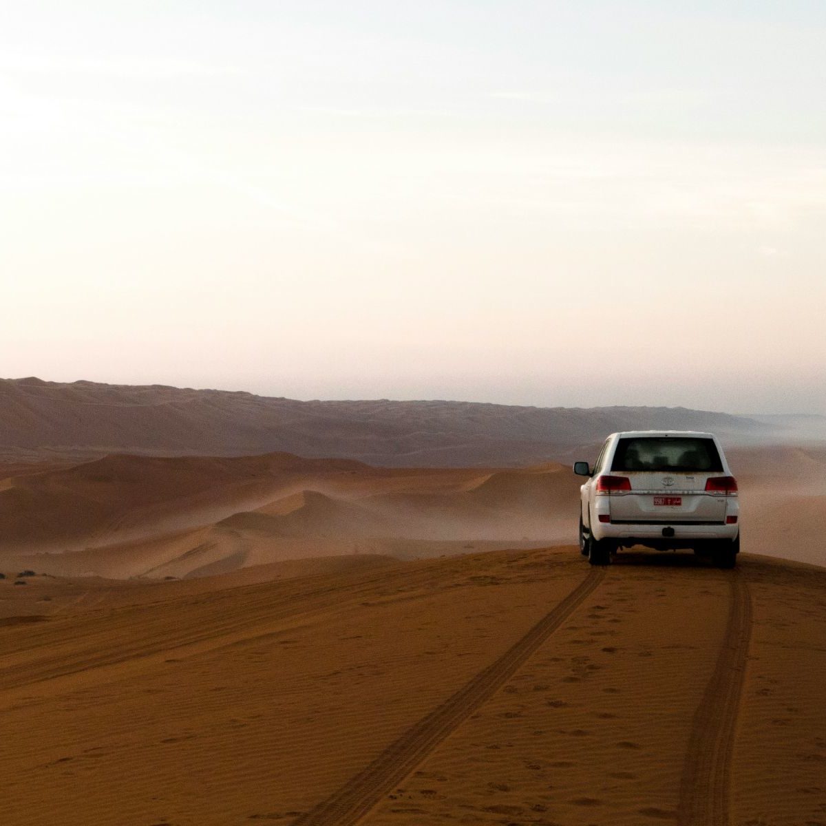 rondreis oman, wahiba sands Auto