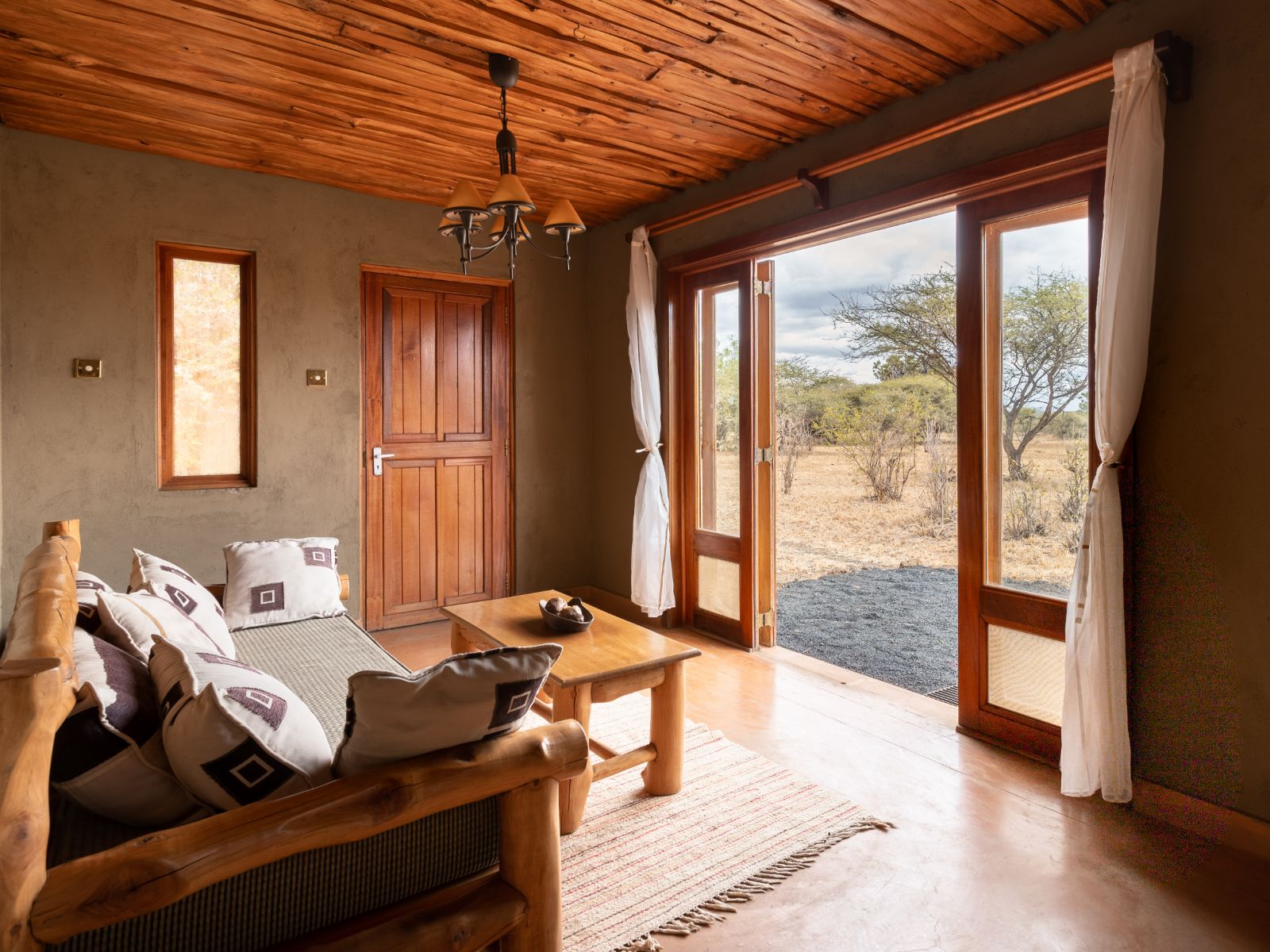Rondreis Kenia, Tsavo West NP, Severin Safari Camp, woonkamer