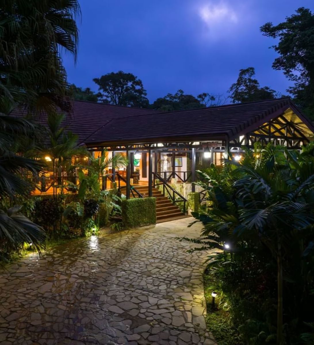 Rondreis Costa Rica, Bijagua, Rio Celeste Hideaway, buitenaanzicht