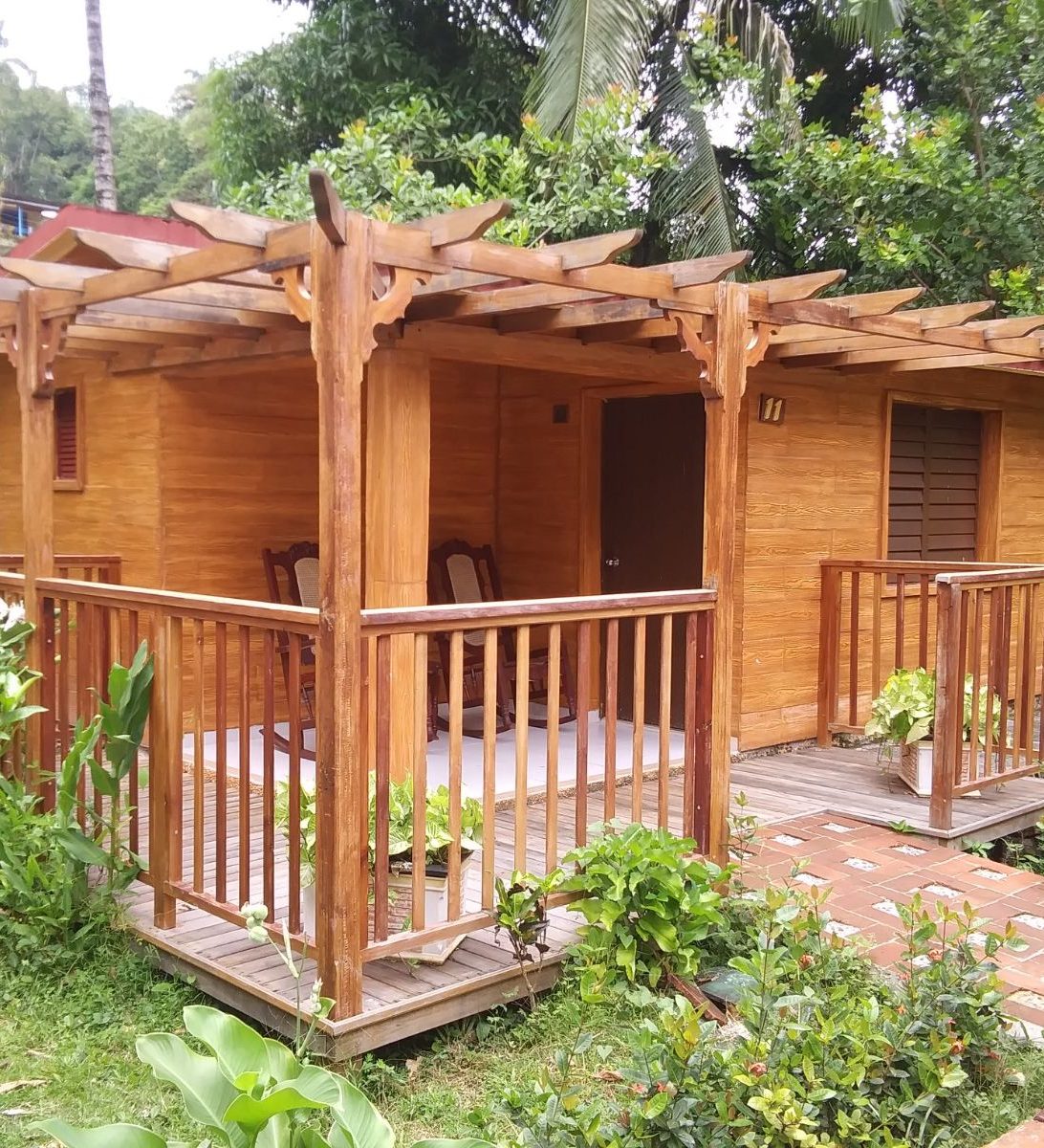 Rondreis Cuba, Sierra Maestra, Villa Santo Domingo, buitenaanzicht verblijf Rondreis Cuba, Sierra Maestra, Villa Santo Domingo, buitenaanzicht verblijf