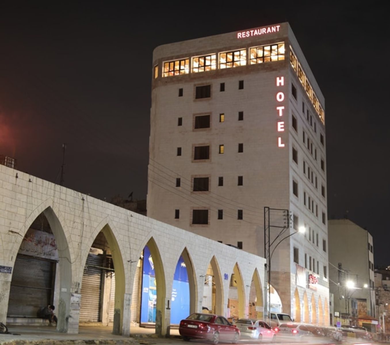 Rondreis Jordanië, Amman, Khan Khediwe Hotel - buitenaanzicht