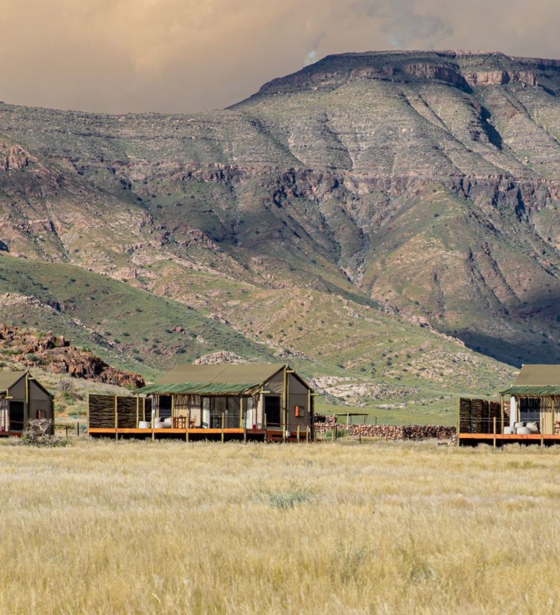Rondreis Namibië, Sossusvlei, Elegant Desert Camp, buitenaanzicht verblijf Rondreis Namibië, Sossusvlei, Elegant Desert Camp, buitenaanzicht verblijf