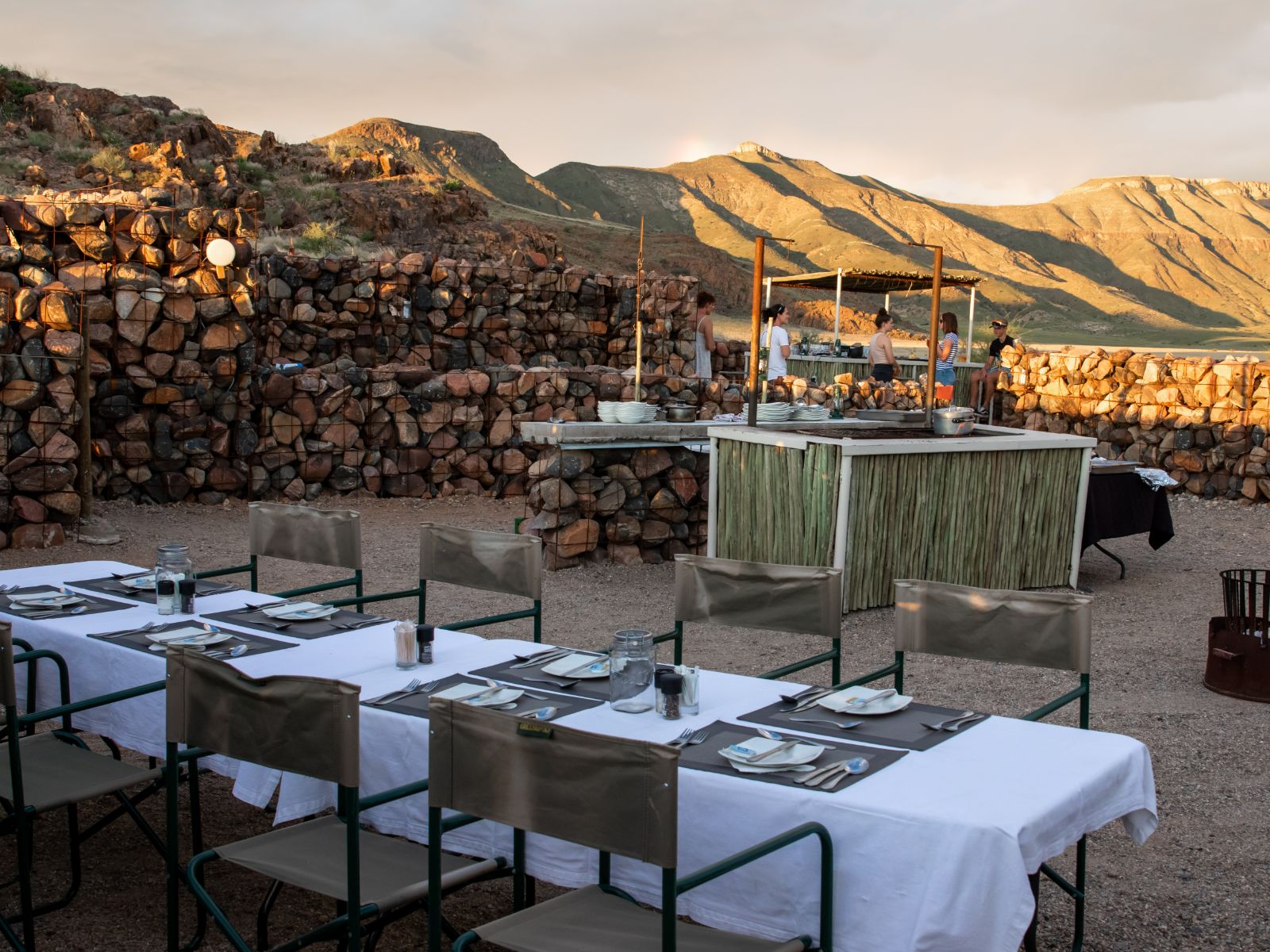 Rondreis Namibië, Sossusvlei, Elegant Desert Camp, eetruimte
