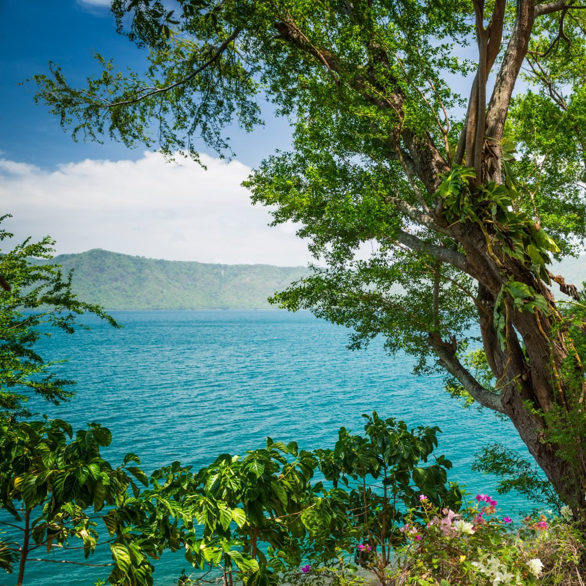 Rondreis Nicaraqua, Laguna de Apoyo, hut aan het water