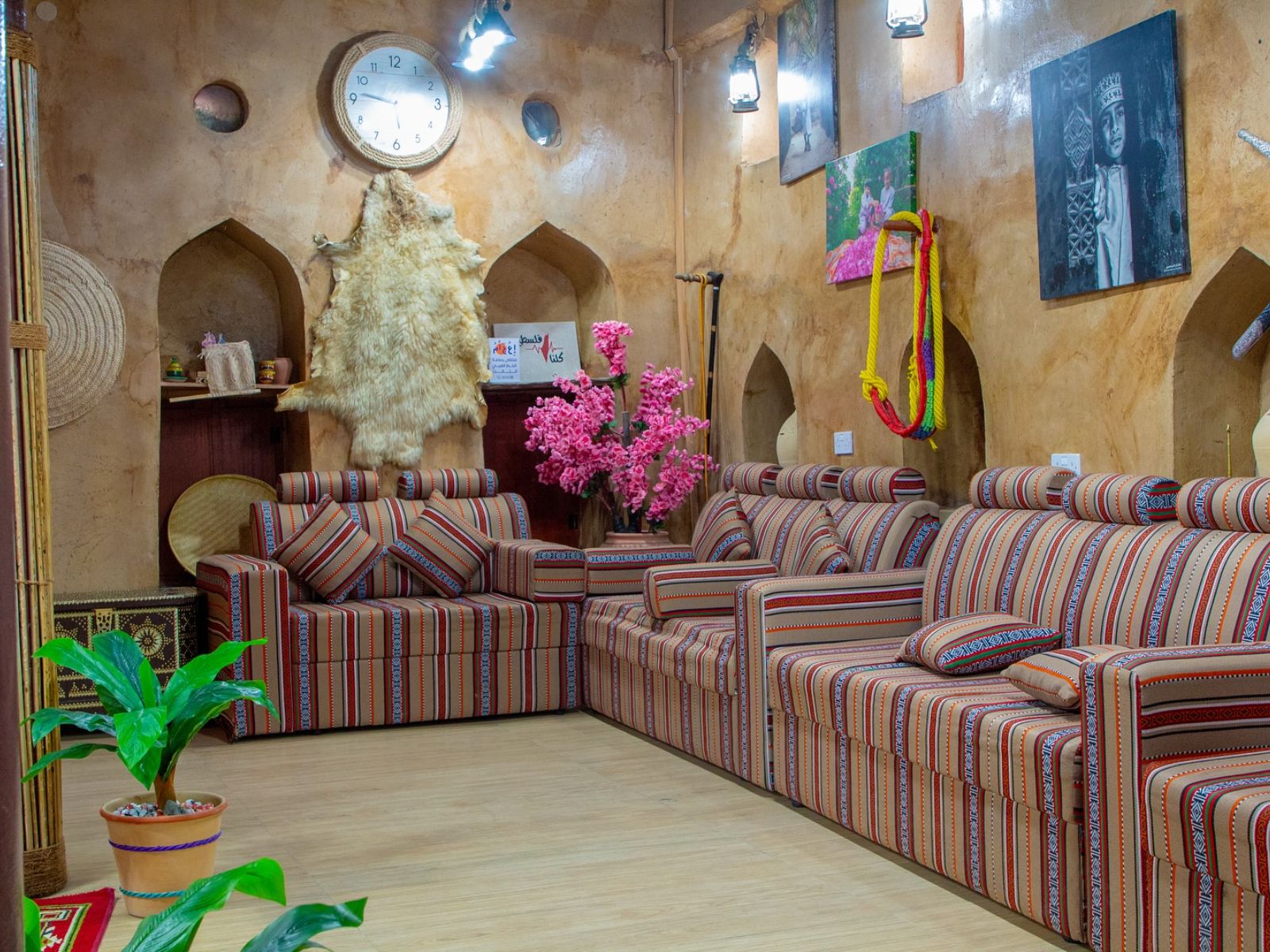 Rondreis Oman, Nizwa, Nizwa Heritage Inn, gezamenlijke ruimte