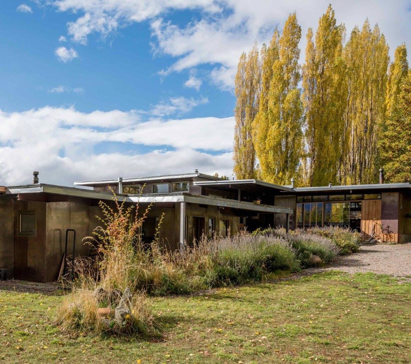 Rondreis Peru, Coyhaique, Patagonia House, buitenaanzicht