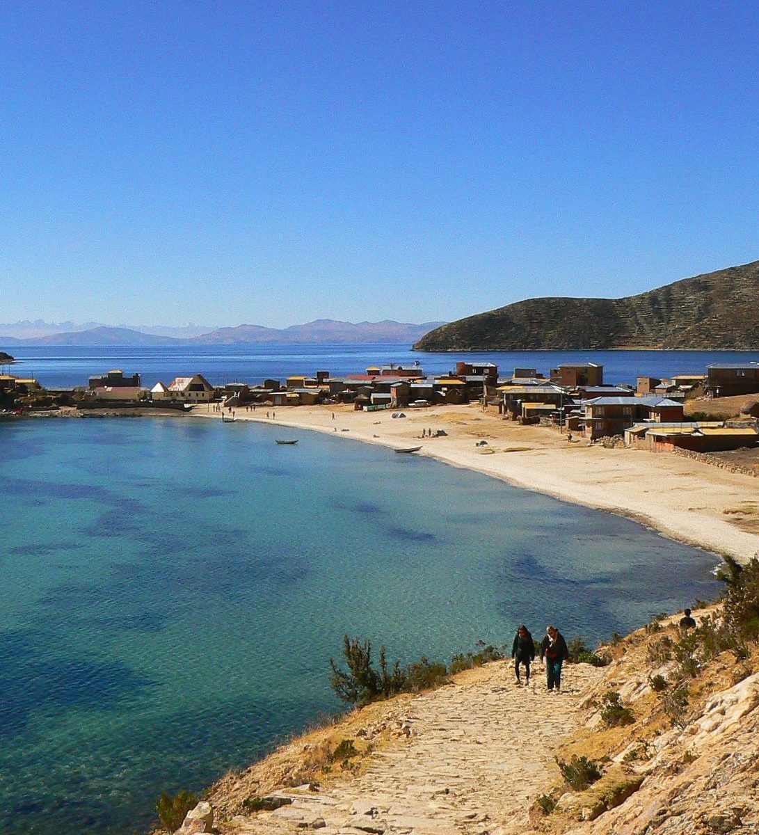 Rondreis Bolivia, Copacabana, zijaanzicht meer