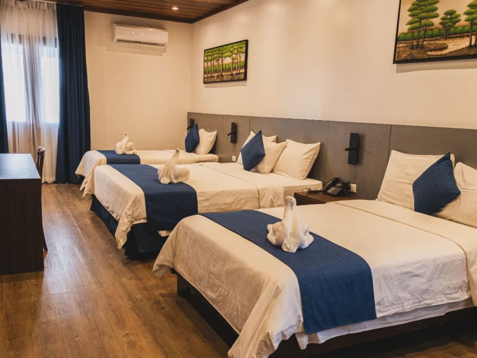 Rondreis Panama, Bocas del Toro, Hotel Swan's Cay, driepersoonskamer