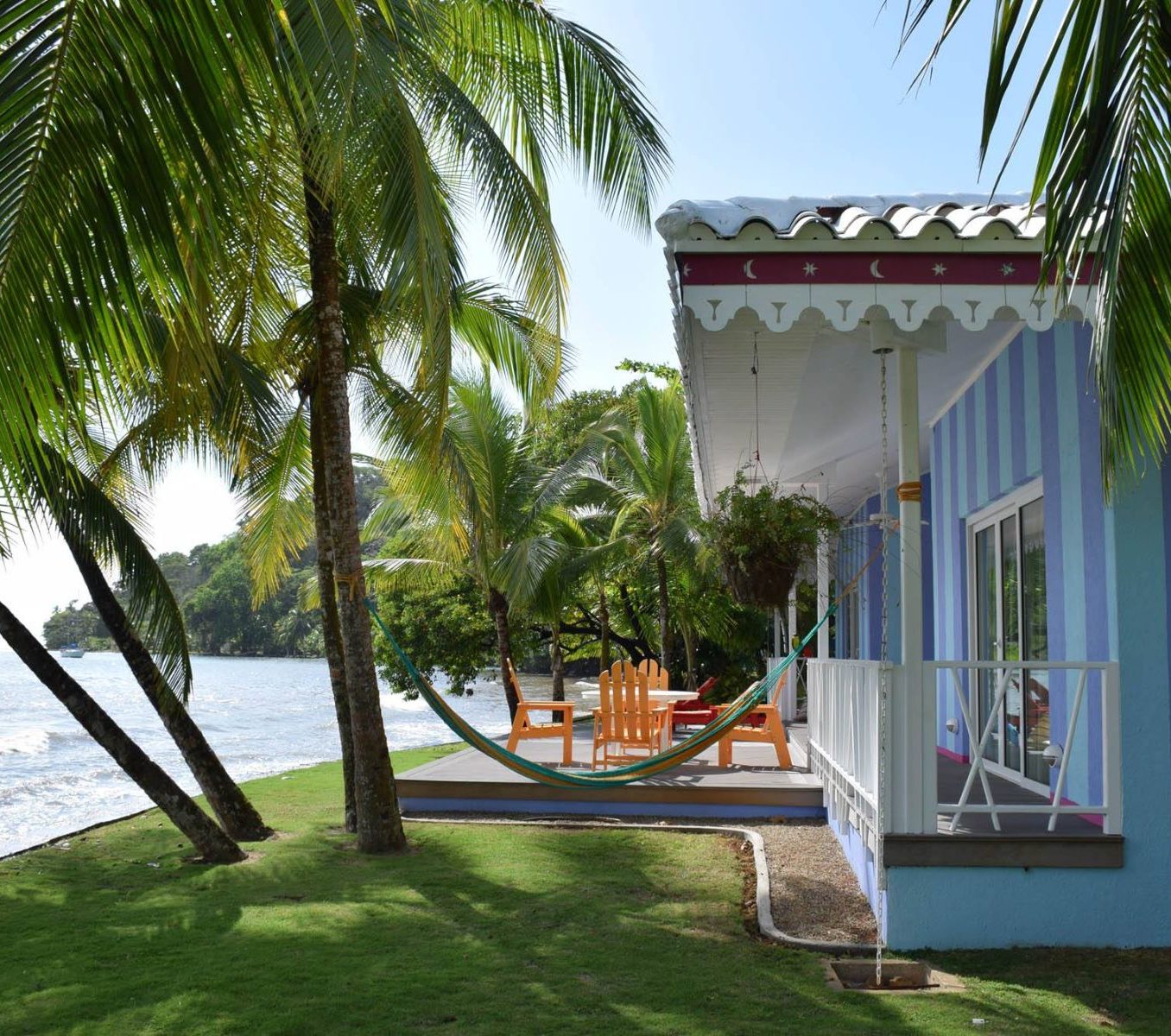 Rondreis Panama, Portobelo, El Otro Lado, zijaanzicht accommodatie