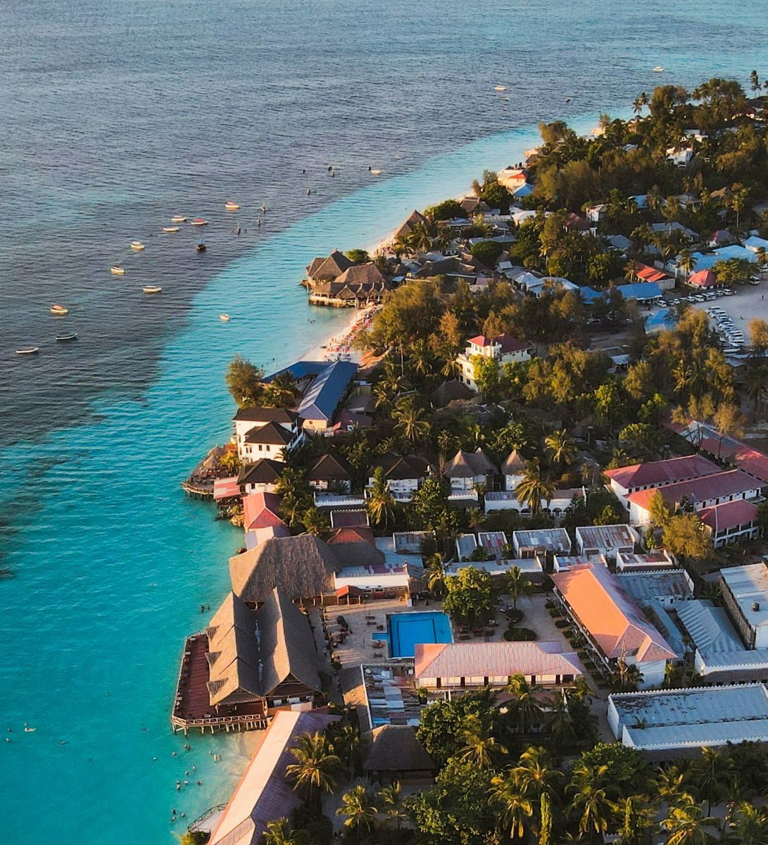 Rondreis Tanzania, Zanzibar, bovenaanzicht stad Rondreis Tanzania, Zanzibar, bovenaanzicht stad