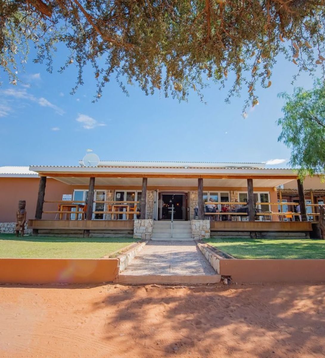 Rondreis Zuid-Afrika, Kgalagadi , Kgalagadi Lifestyle Lodge, buitenaanzicht Rondreis Zuid-Afrika, Kgalagadi , Kgalagadi Lifestyle Lodge, buitenaanzicht