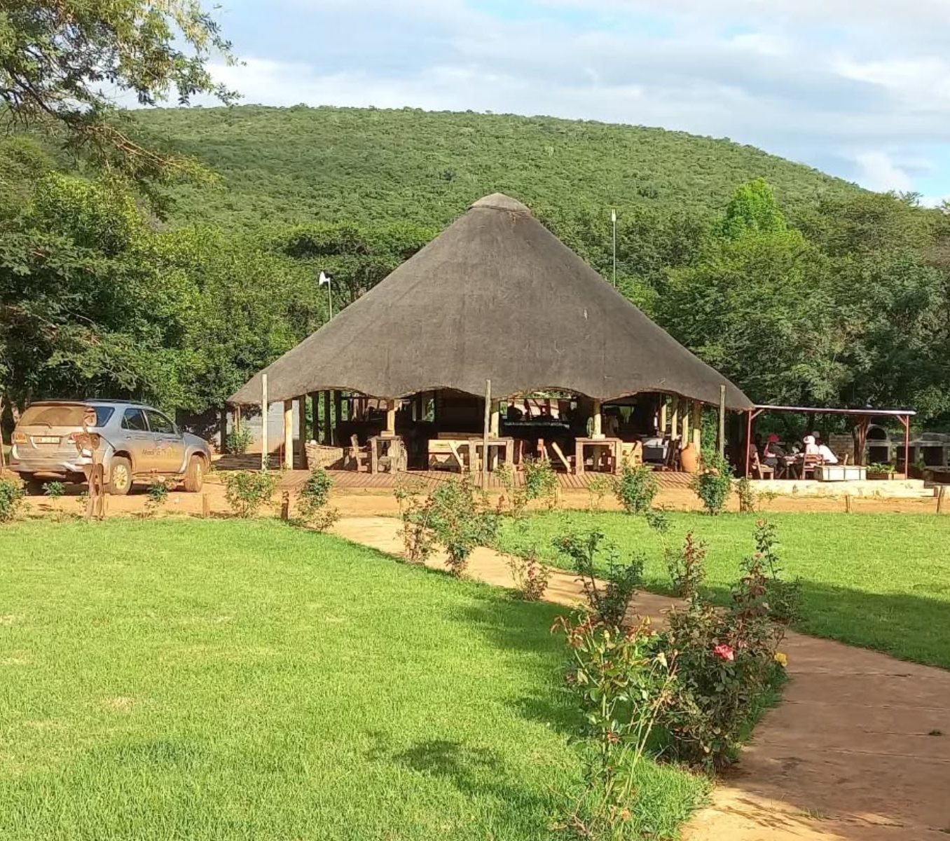 Rondreis Zuid- Afrika, Soutpansberg, Madi-a-Thava Mountain Lodge, buitenaanzicht