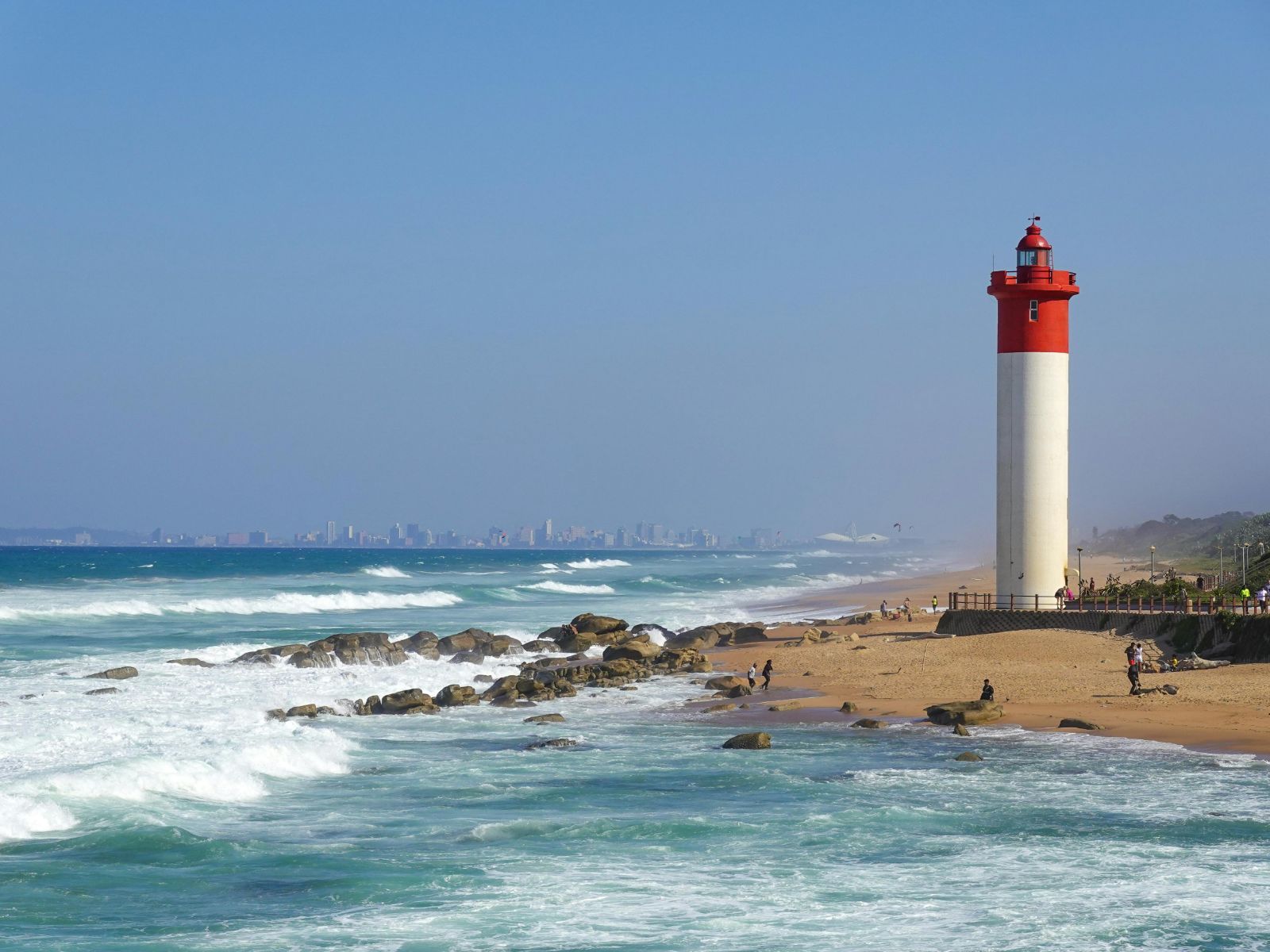 Rondreis Zuid- Afrika, Umhlanga Rocks, strand, zee, vuurtoren