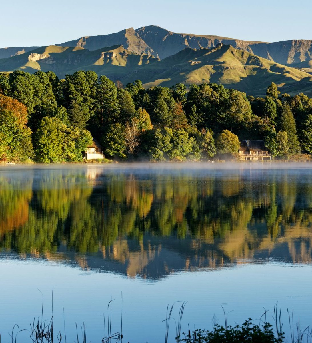 Rondreis Zuid-Afrika, Underberg, bergen met meer Rondreis Zuid-Afrika, Underberg, bergen met meer