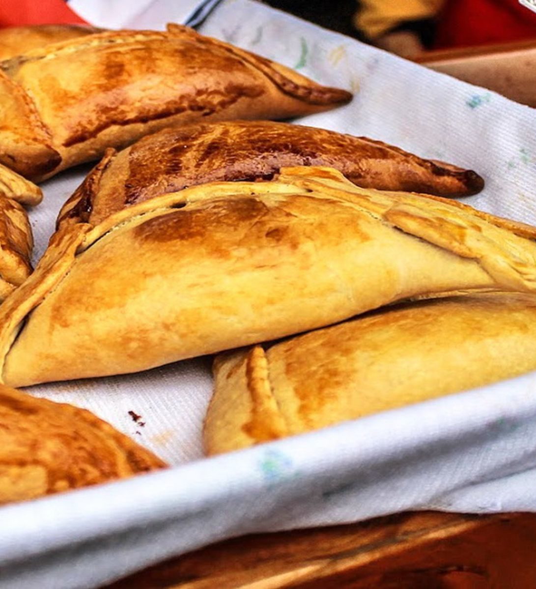 Rondreis Argentinië, Empanadas met saus Rondreis Argentinië, Empanadas met saus