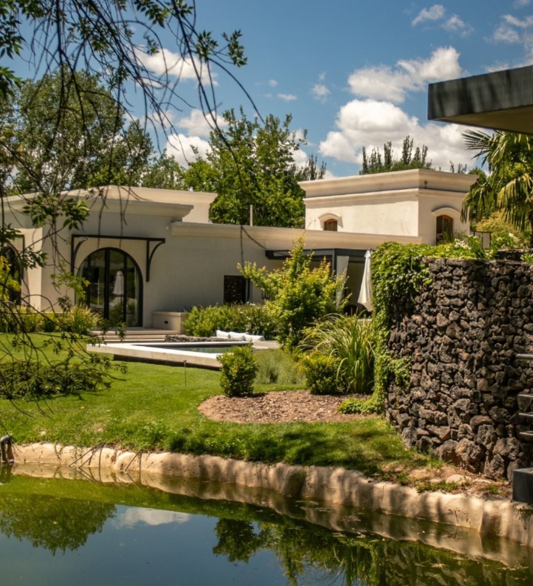 Rondreis Argentinië, Mendoza, Susana Balbo Winemakers house, buitenaanzicht hotel Rondreis Argentinië, Mendoza, Susana Balbo Winemakers house, buitenaanzicht hotel