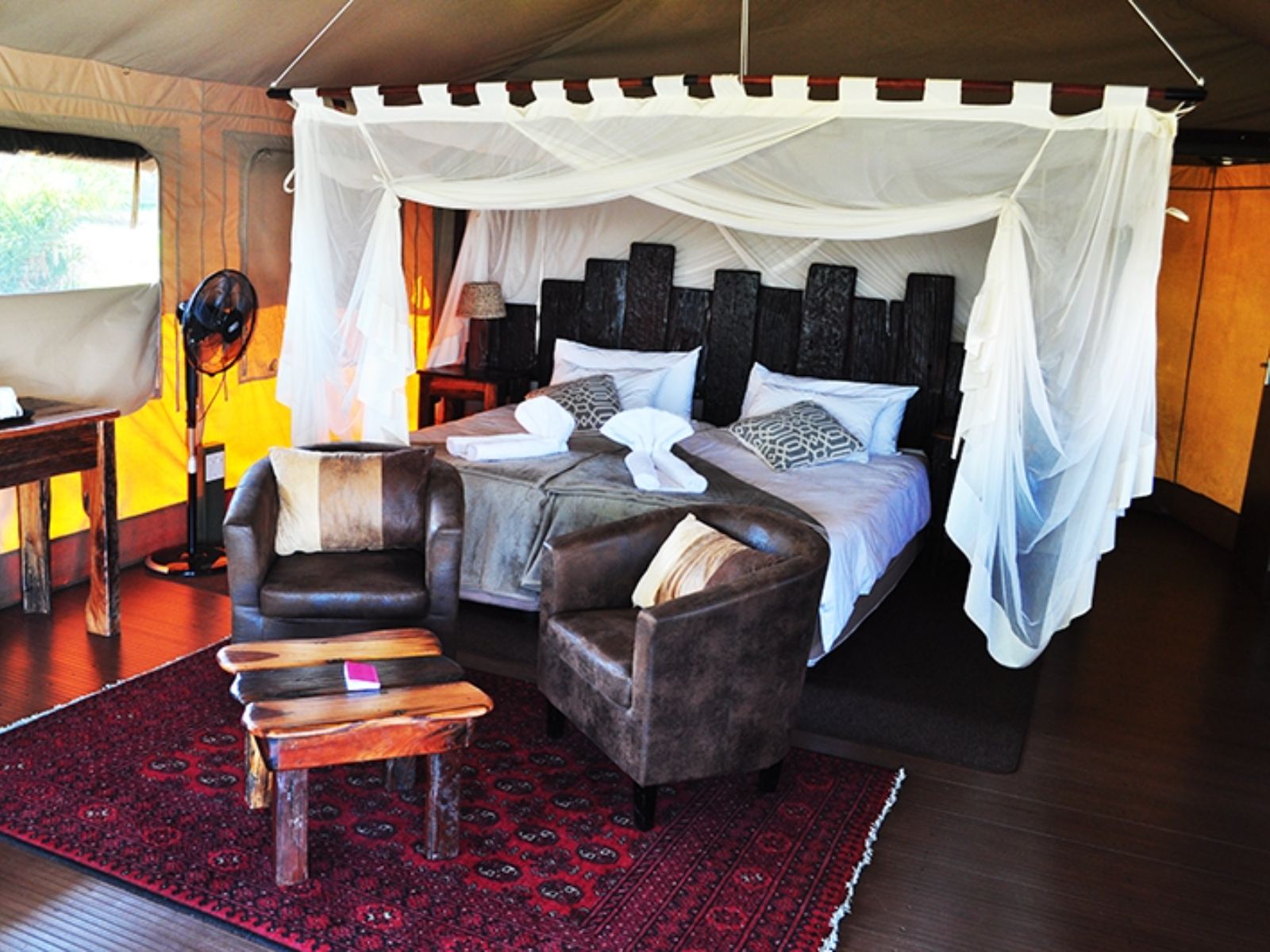 Rondreis Namibië, Divundu, Shametu River Lodge, tweepersoonskamer