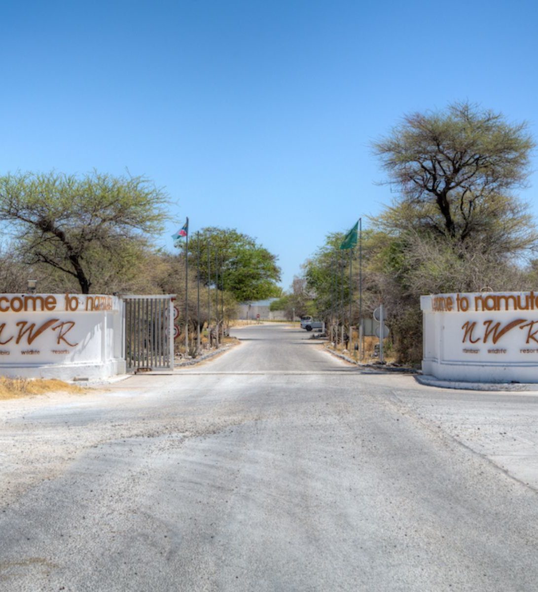Rondreis Namibië, Etosha NP, Namutoni Rest Camp, ingang camp Rondreis Namibië, Etosha NP, Namutoni Rest Camp, ingang camp