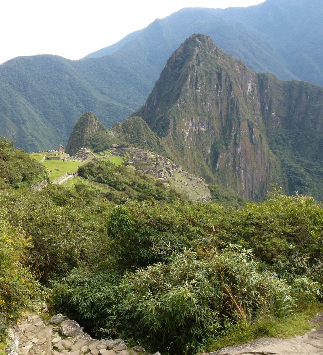 Rondreis Peru, Machu Picchu, Machu Picchu van een afstand Rondreis Peru, Machu Picchu, Machu Picchu van een afstand