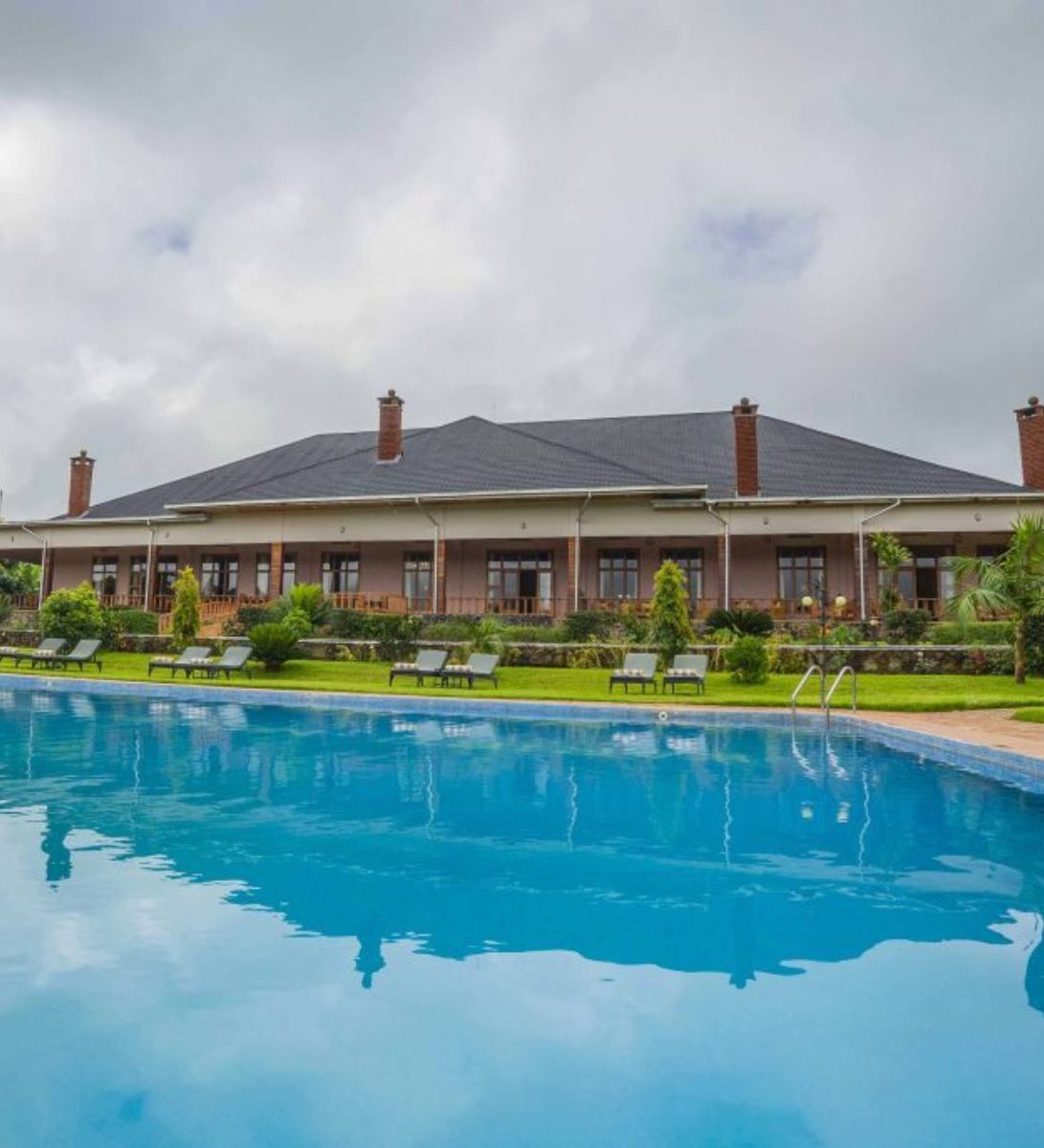 Rondreis Tanzania, Karatu, Ngorongoro Coffee Lodge, buitenaanzicht hotel