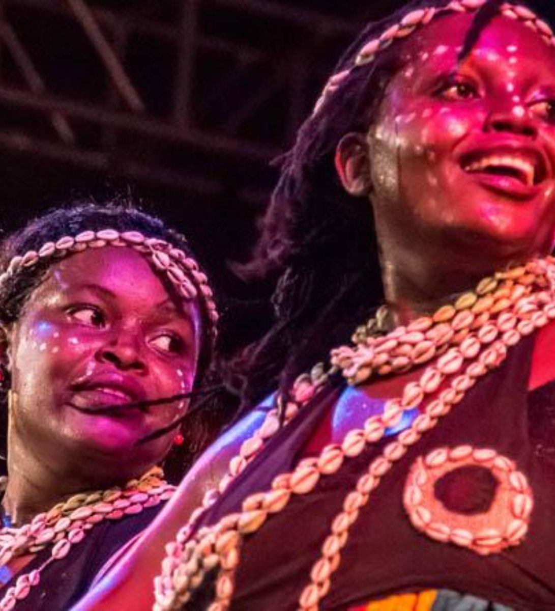 Rondreis Tanzania, Zanzibar International Film Festival groep dansers Rondreis Tanzania, Zanzibar International Film Festival groep dansers