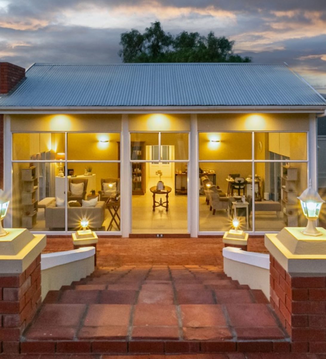 Rondreis Zuid-Afrika, Oudtshoornm, La Plume Guest House, buitenaanzicht guest house