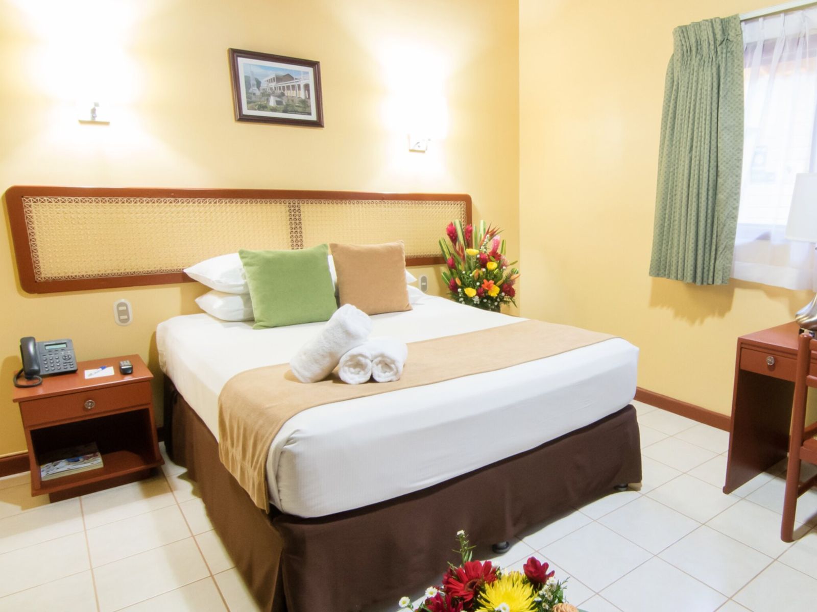 rondreis nicaragua, managua, best western las mercedes tweepersoonskamer met bed
